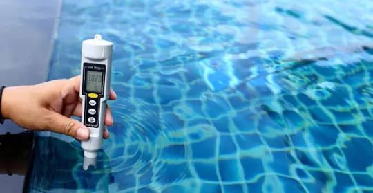 measuring pool water levels